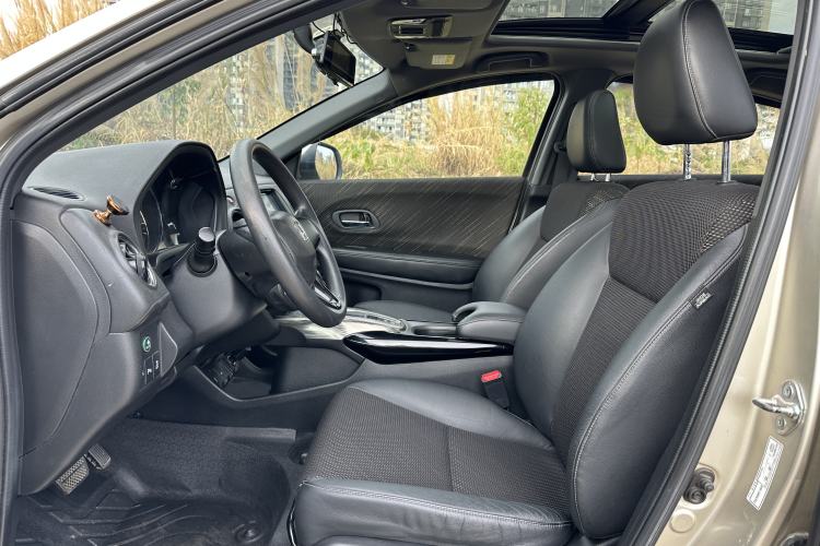 Used Honda XR-V 2017 1.8L EXi CVT Comfort Version Left Front Seat