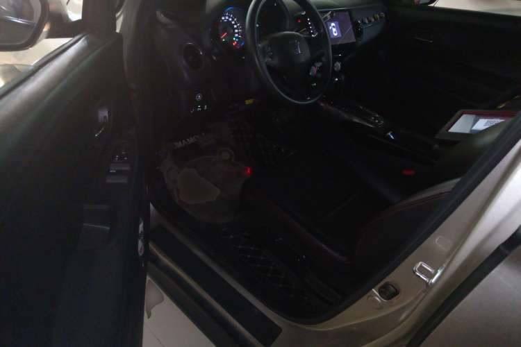 Used Honda XR-V 2017 1.8L EXi CVT Comfort Version Left Front Seat