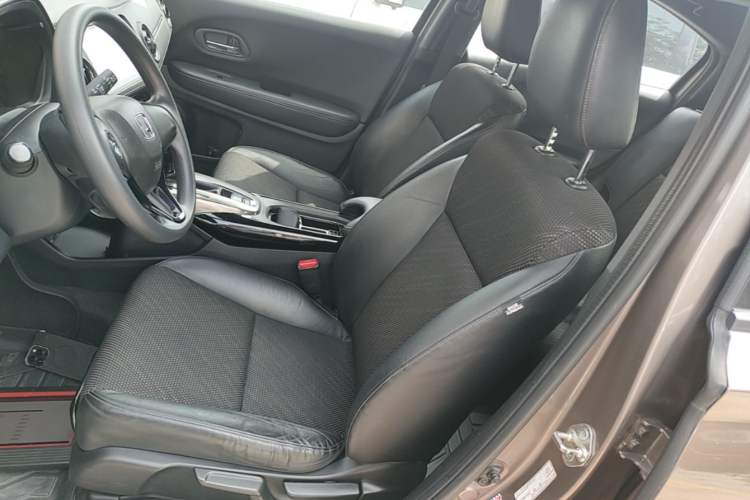 Used Honda XR-V 2017 1.8L EXi CVT Comfort Version Left Front Seat