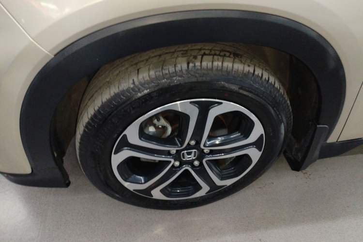 Used Honda XR-V 2017 1.8L EXi CVT Comfort Version Left Front Wheel Hub