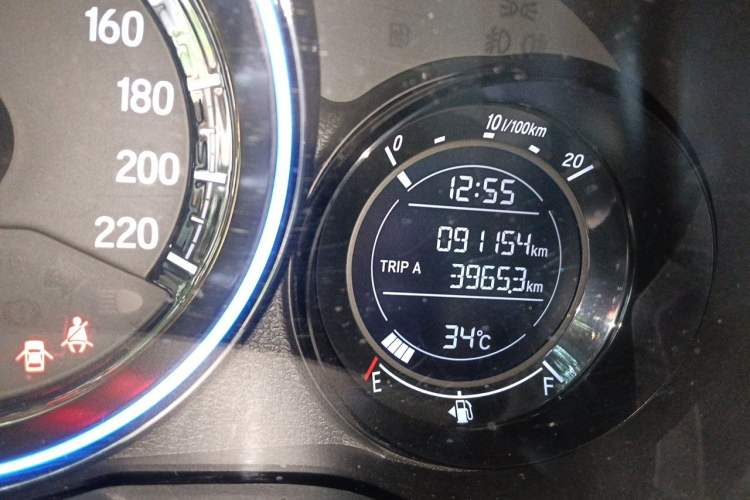 Used Honda XR-V 2017 1.8L EXi CVT Comfort Version Odometer Close Up