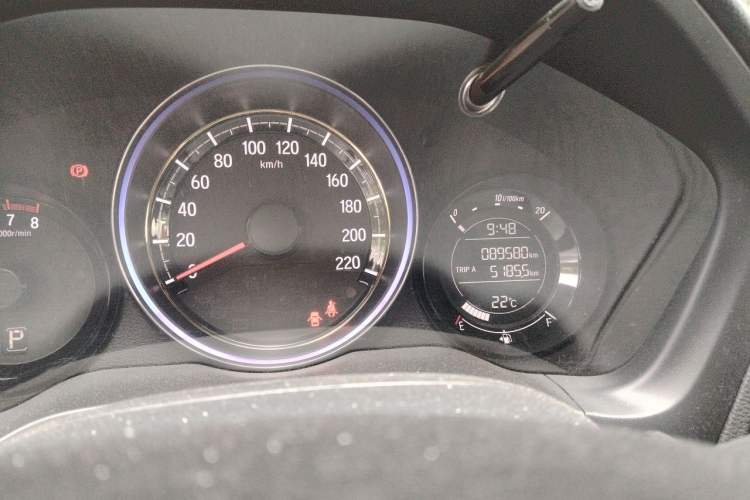 Used Honda XR-V 2017 1.5L LXi CVT Classic Edition Odometer Close Up