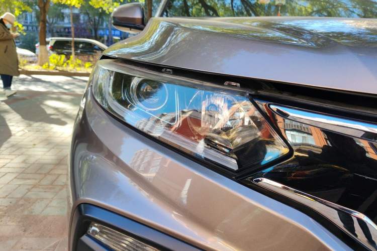 Used Honda XR-V 2017 1.5L LXi CVT Classic Edition Right Front Headlight
