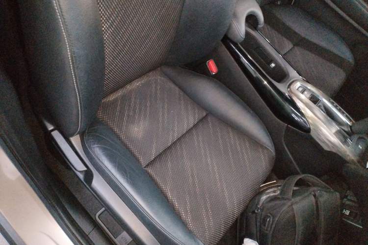 Used Honda XR-V 2017 1.8L EXi CVT Comfort Version Right Front Seat