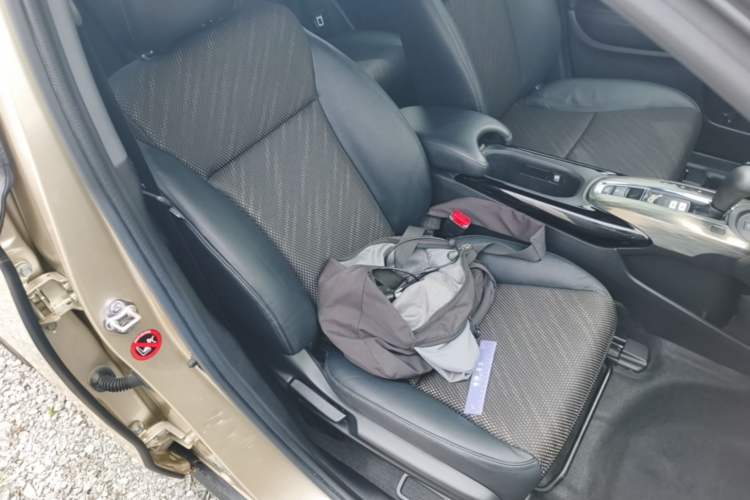 Used Honda XR-V 2017 1.8L EXi CVT Comfort Version Right Front Seat