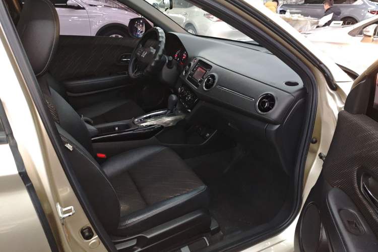 Used Honda XR-V 2017 1.8L EXi CVT Comfort Version Right Front Seat