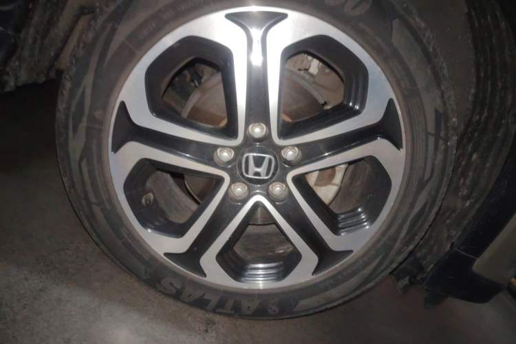 Used Honda XR-V 2017 1.8L EXi CVT Comfort Version Right Front Wheel Hub