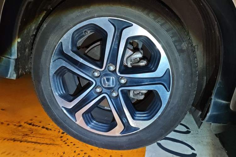 Used Honda XR-V 2017 1.8L EXi CVT Comfort Version Right Front Wheel Hub