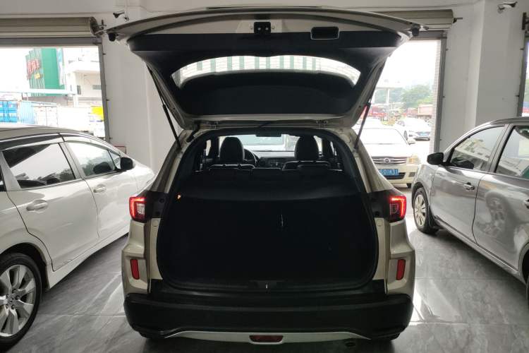 Used Honda XR-V 2017 1.8L EXi CVT Comfort Version Trunk