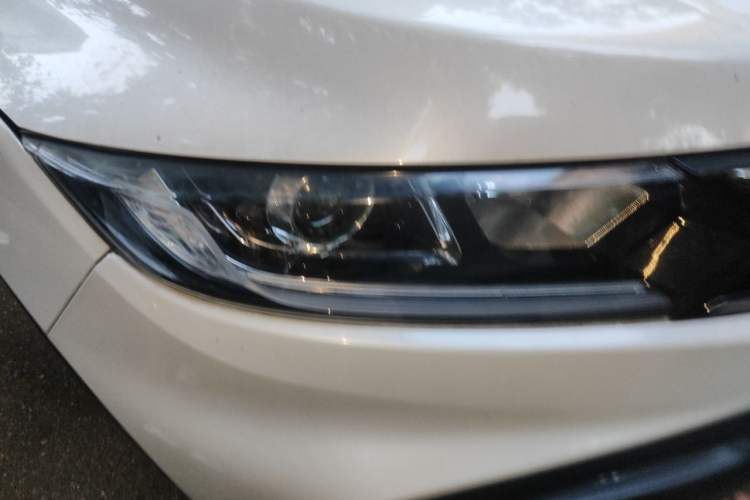Used Honda XR-V 2017 1.8L EXi CVT Comfort Version Right Front Headlight