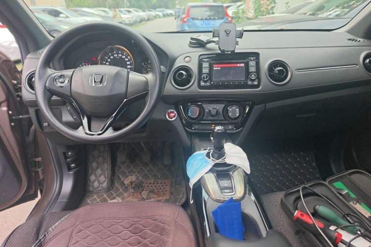 Used Honda XR-V 2017 1.8L EXi Manual Comfort Edition Center Console
