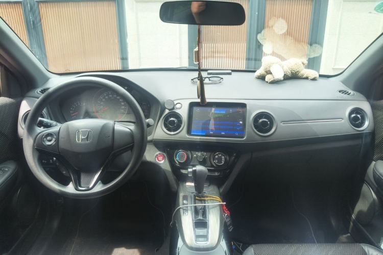 Used Honda XR-V 2017 1.8L EXi CVT Comfort Version Center Console