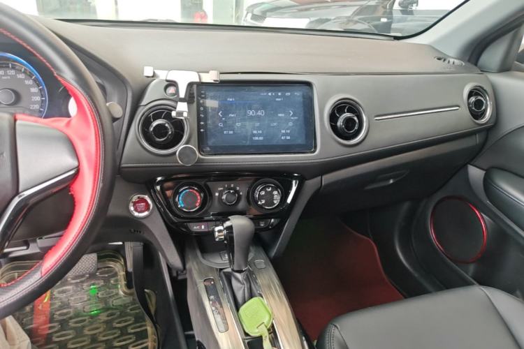 Used Honda XR-V 2017 1.8L EXi CVT Comfort Version Center Console