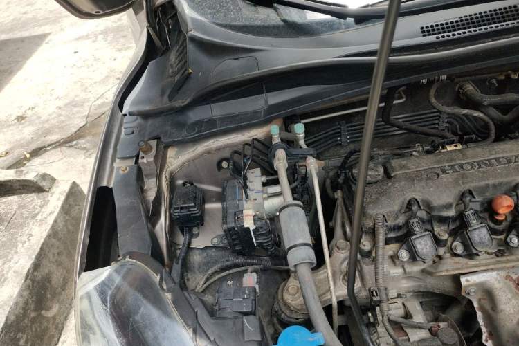 Used Honda XR-V 2017 1.8L EXi CVT Comfort Version Engine Bay Right