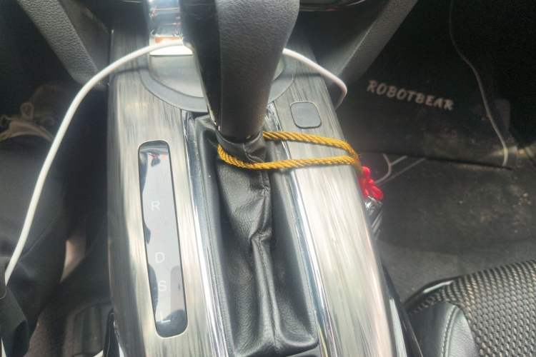 Used Honda XR-V 2017 1.8L EXi CVT Comfort Version Gear Lever