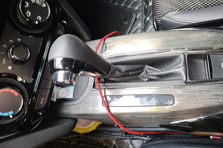 Used Honda XR-V 2017 1.5L LXi CVT Classic Edition Gear Lever