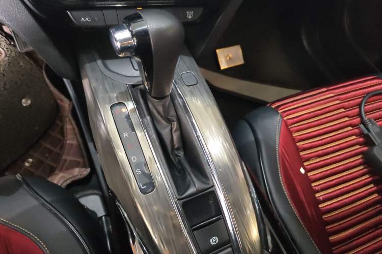 Used Honda XR-V 2017 1.8L EXi CVT Comfort Version Gear Lever