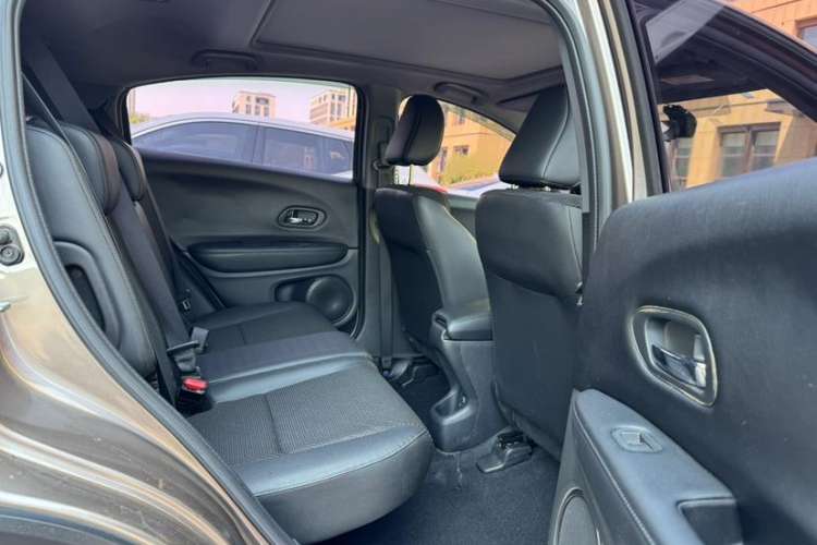 Used Honda XR-V 2017 1.8L EXi CVT Comfort Version Interior 3