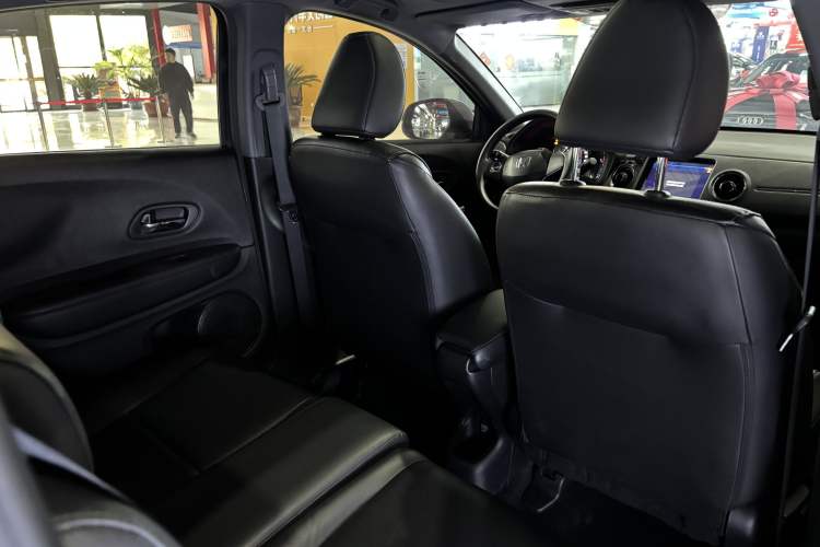 Used Honda XR-V 2017 1.8L EXi CVT Comfort Version Interior 9