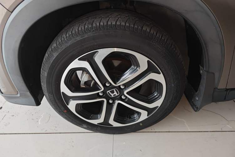 Used Honda XR-V 2017 1.8L EXi CVT Comfort Version Left Front Wheel Hub