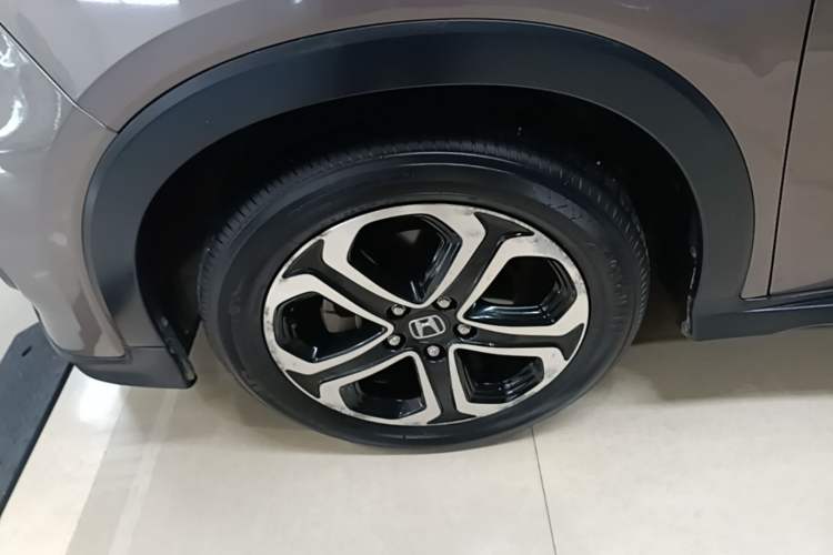 Used Honda XR-V 2017 1.8L EXi CVT Comfort Version Left Front Wheel Hub