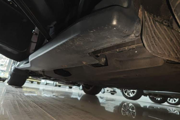 Used Honda XR-V 2017 1.8L EXi CVT Comfort Version Left Side Sill