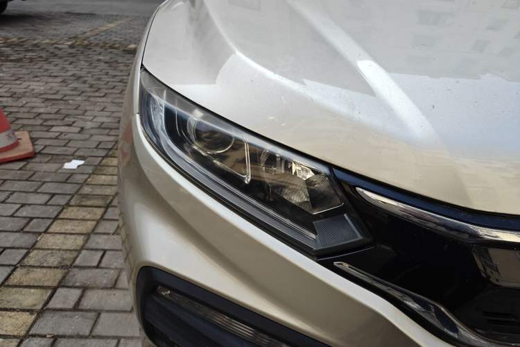 Used Honda XR-V 2017 1.8L EXi CVT Comfort Version Right Front Headlight