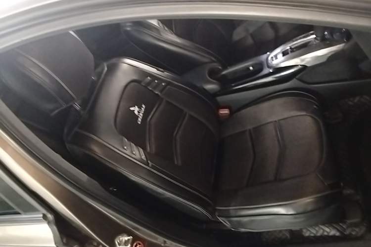 Used Honda XR-V 2017 1.8L EXi CVT Comfort Version Right Front Seat