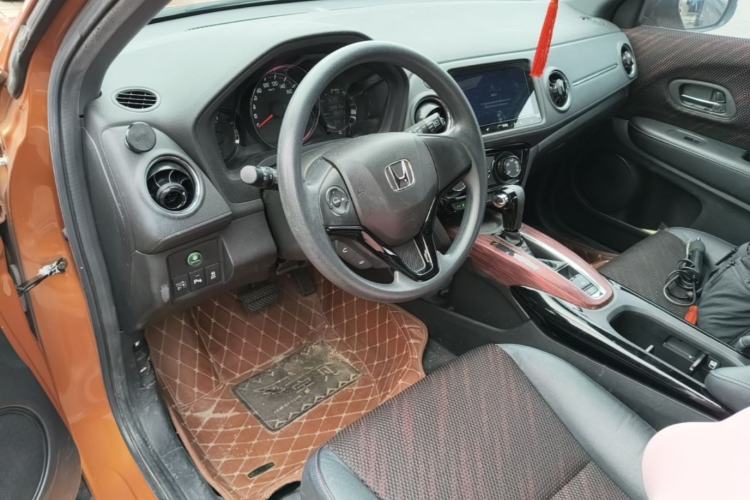 Used Honda XR-V 2017 1.5L LXi CVT Classic Edition Center Console