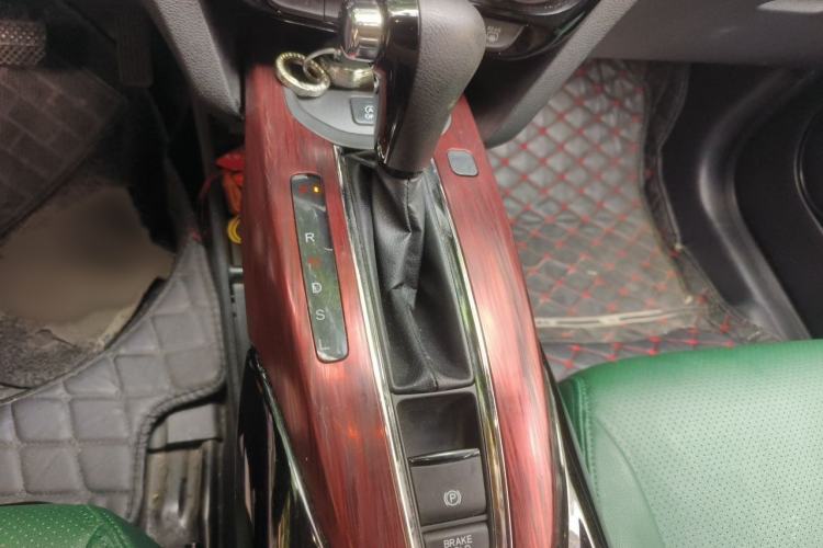 Used Honda XR-V 2017 1.8L EXi CVT Comfort Version Gear Lever