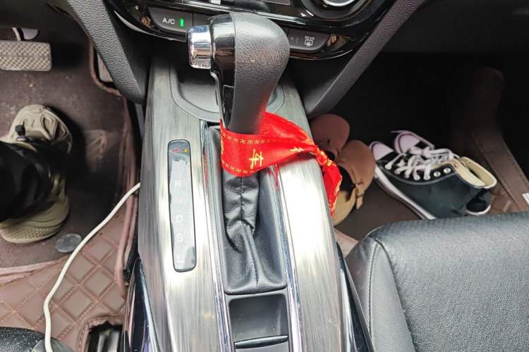 Used Honda XR-V 2017 1.8L EXi CVT Comfort Version Gear Lever