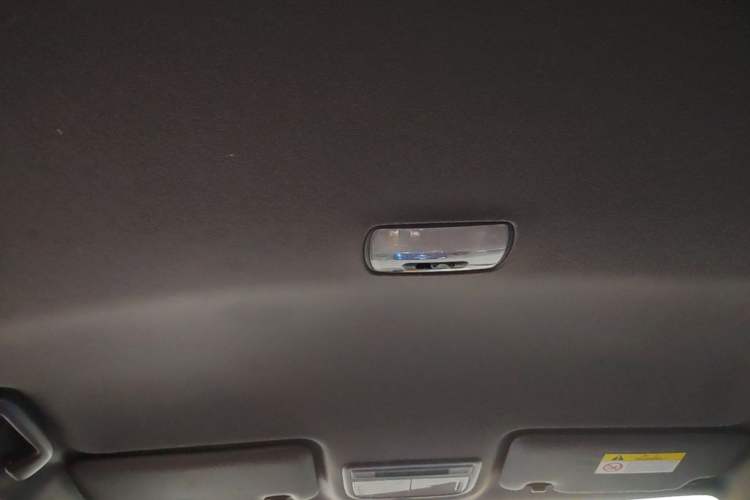 Used Honda XR-V 2017 1.5L LXi CVT Classic Edition Headliner