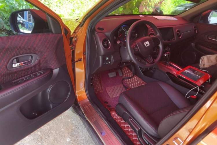 Used Honda XR-V 2017 1.5L LXi CVT Classic Edition Interior 2