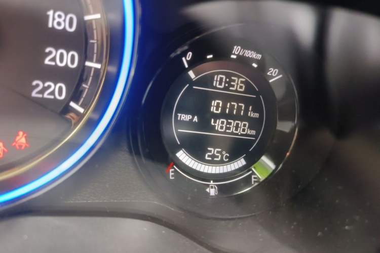 Used Honda XR-V 2017 1.8L EXi CVT Comfort Version Odometer Close Up