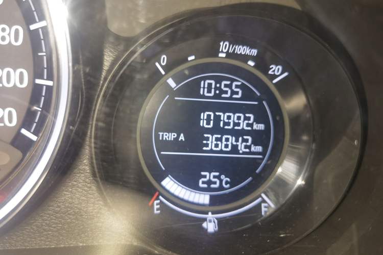 Used Honda XR-V 2017 1.8L EXi CVT Comfort Version Odometer Close Up