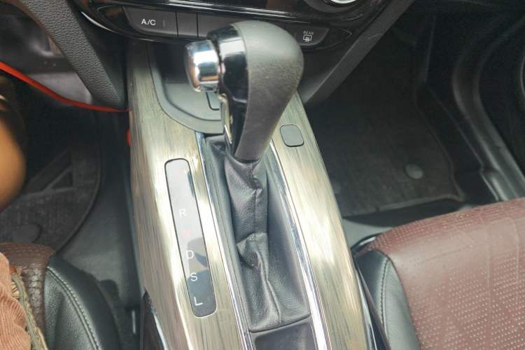 Used Honda XR-V 2017 1.8L EXi CVT Comfort Version Gear Lever
