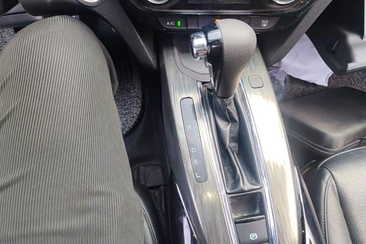 Used Honda XR-V 2017 1.8L EXi CVT Comfort Version Gear Lever