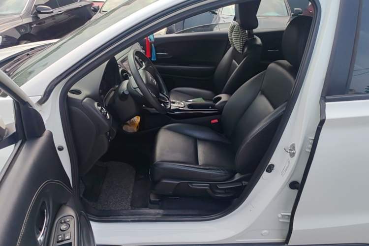 Used Honda XR-V 2017 1.8L EXi CVT Comfort Version Left Front Seat