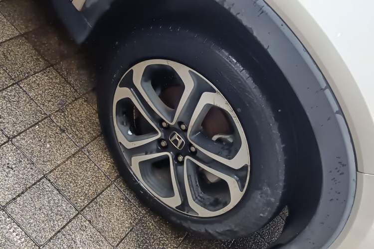 Used Honda XR-V 2017 1.8L EXi CVT Comfort Version Right Front Wheel Hub