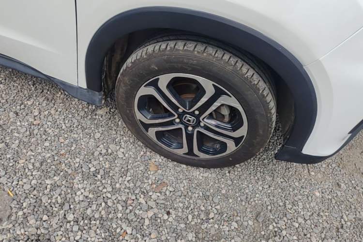 Used Honda XR-V 2017 1.8L EXi CVT Comfort Version Right Front Wheel Hub
