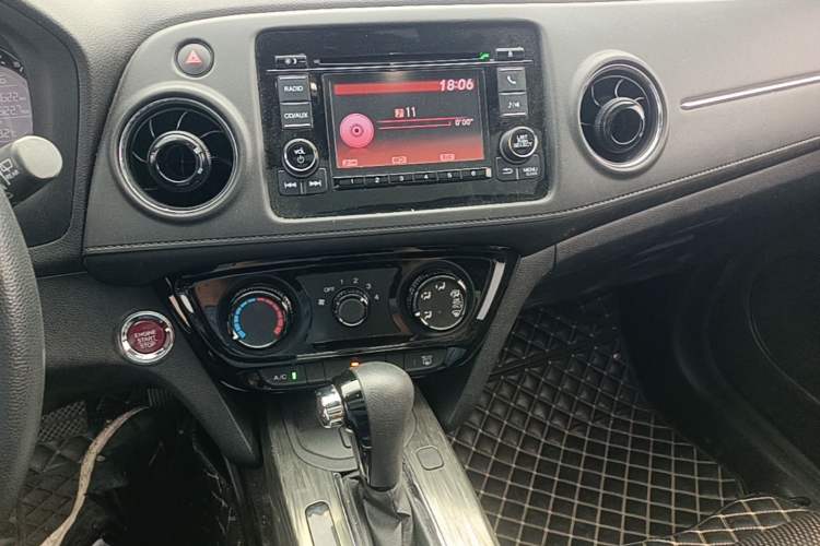 Used Honda XR-V 2017 1.8L EXi CVT Comfort Version Audio And AC Panel