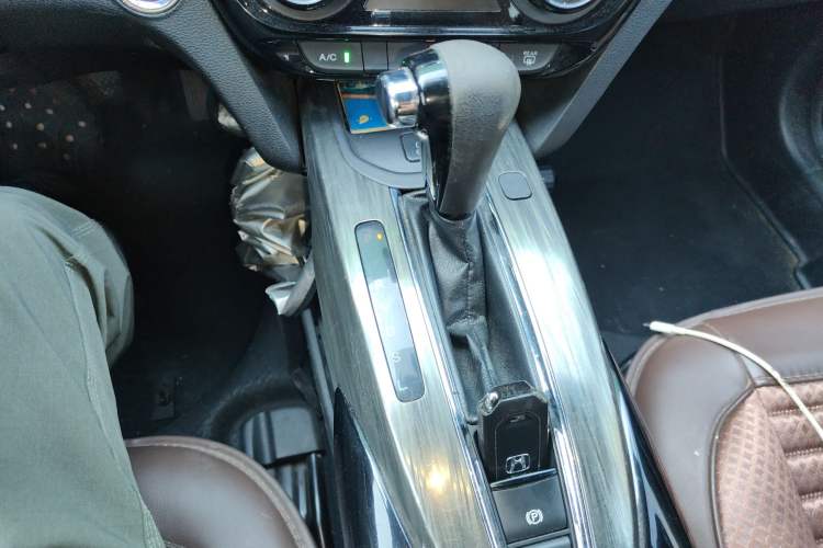 Used Honda XR-V 2017 1.8L EXi CVT Comfort Version Gear Lever