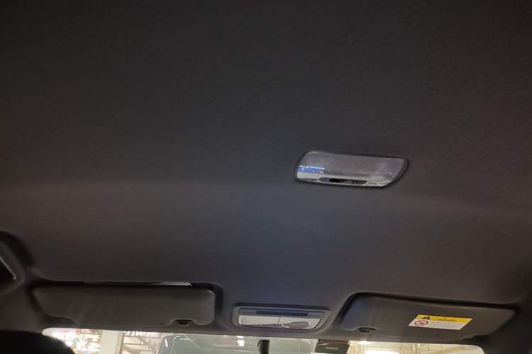 Used Honda XR-V 2017 1.5L LXi CVT Classic Edition Headliner