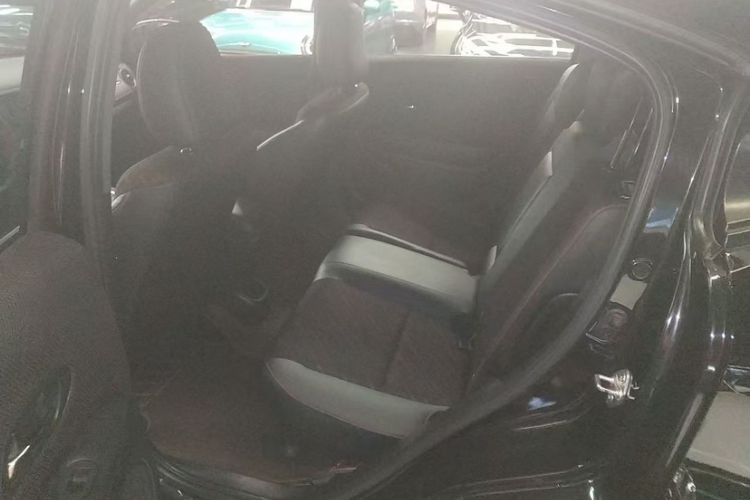 Used Honda XR-V 2017 1.8L EXi CVT Comfort Version Interior 3