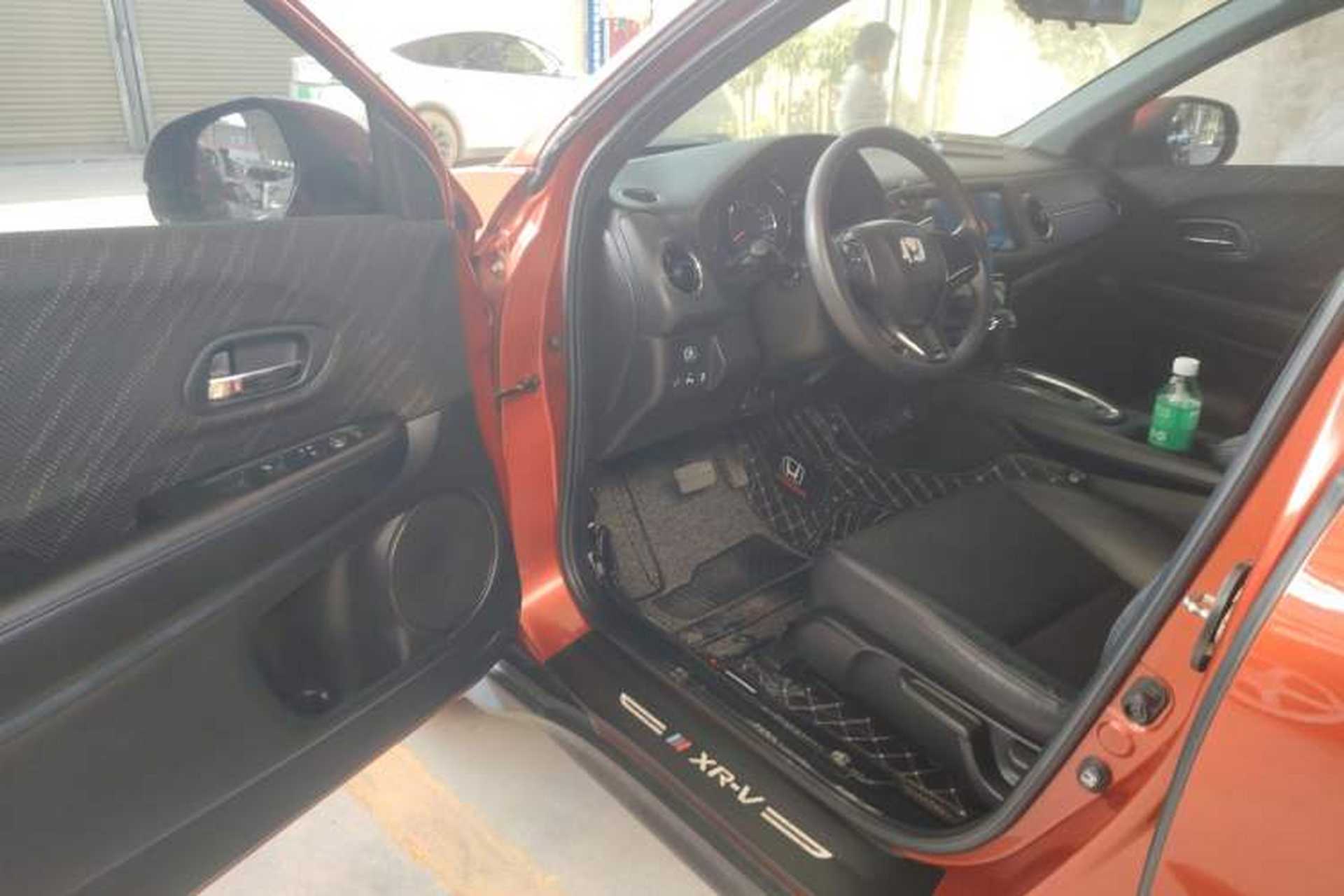 Used Honda XR-V 2017 1.5L LXi CVT Classic Edition Interior 3