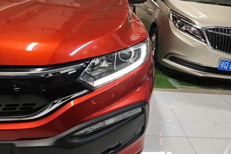 Used Honda XR-V 2017 1.5L LXi CVT Classic Edition Left Front Headlight