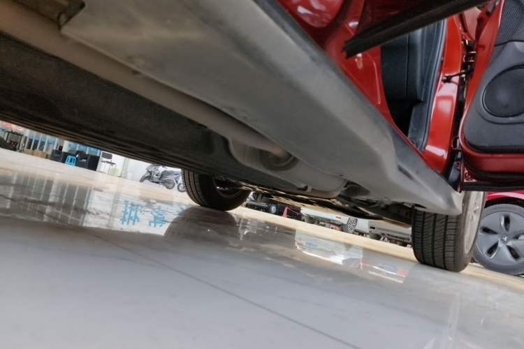 Used Honda XR-V 2017 1.5L LXi CVT Classic Edition Right Side Sill