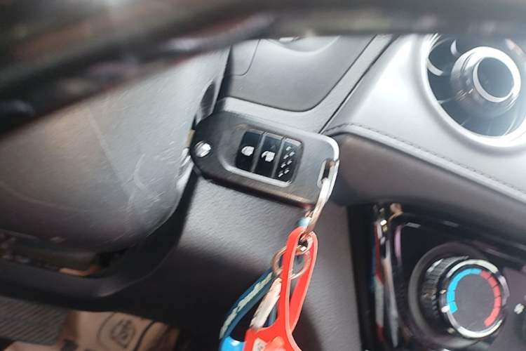 Used Honda XR-V 2017 1.5L LXi CVT Classic Edition Vehicle Key
