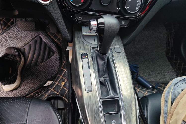 Used Honda XR-V 2017 1.8L EXi CVT Comfort Version Gear Lever