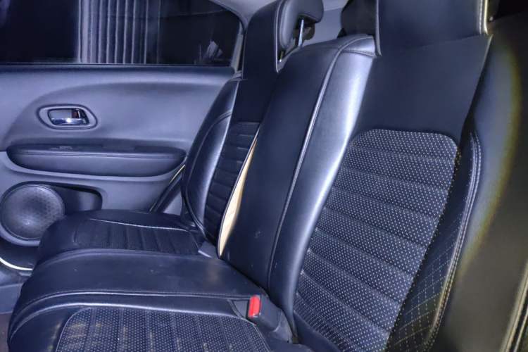 Used Honda XR-V 2017 1.8L EXi CVT Comfort Version Left Rear Seat